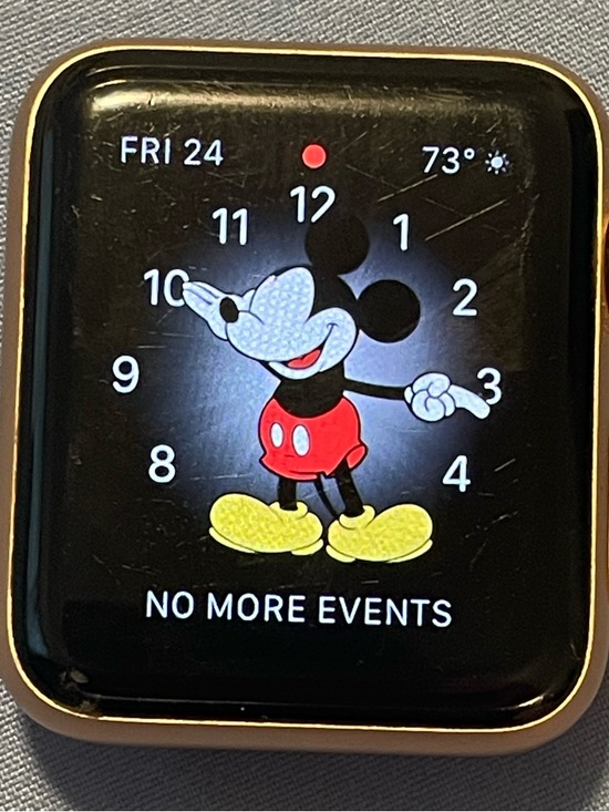 Other - Apple Watch Series 3 (Gold) with Mickey Mouse Watch Face - Smartwatch
